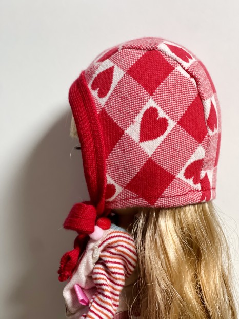 Valentine's Day bonnet